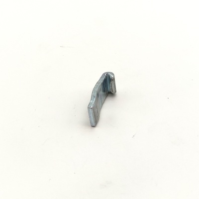Собачка стартера LMH5640/3053C2 (замена на 36080132005000) Champion 017158K07F000